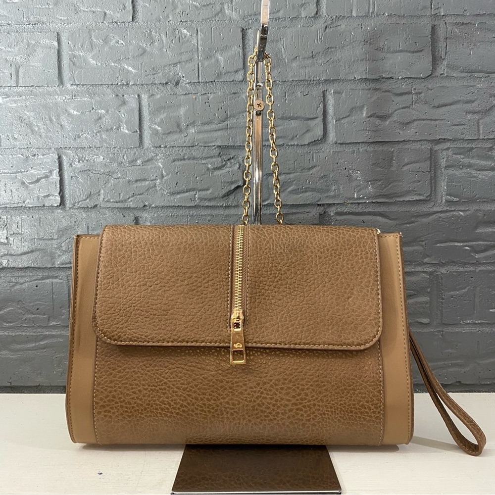 Carpisa Tan  Faux Leather Crossbody Shoulder Bag Chain‎ Strap Zipper Flap